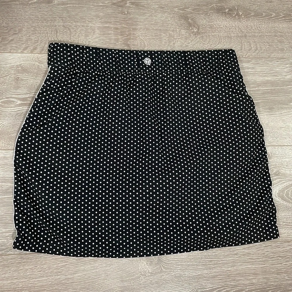 T by Talbots Pull On Athletic Skort Black and White Polka Dot M - Picture 13 of 13